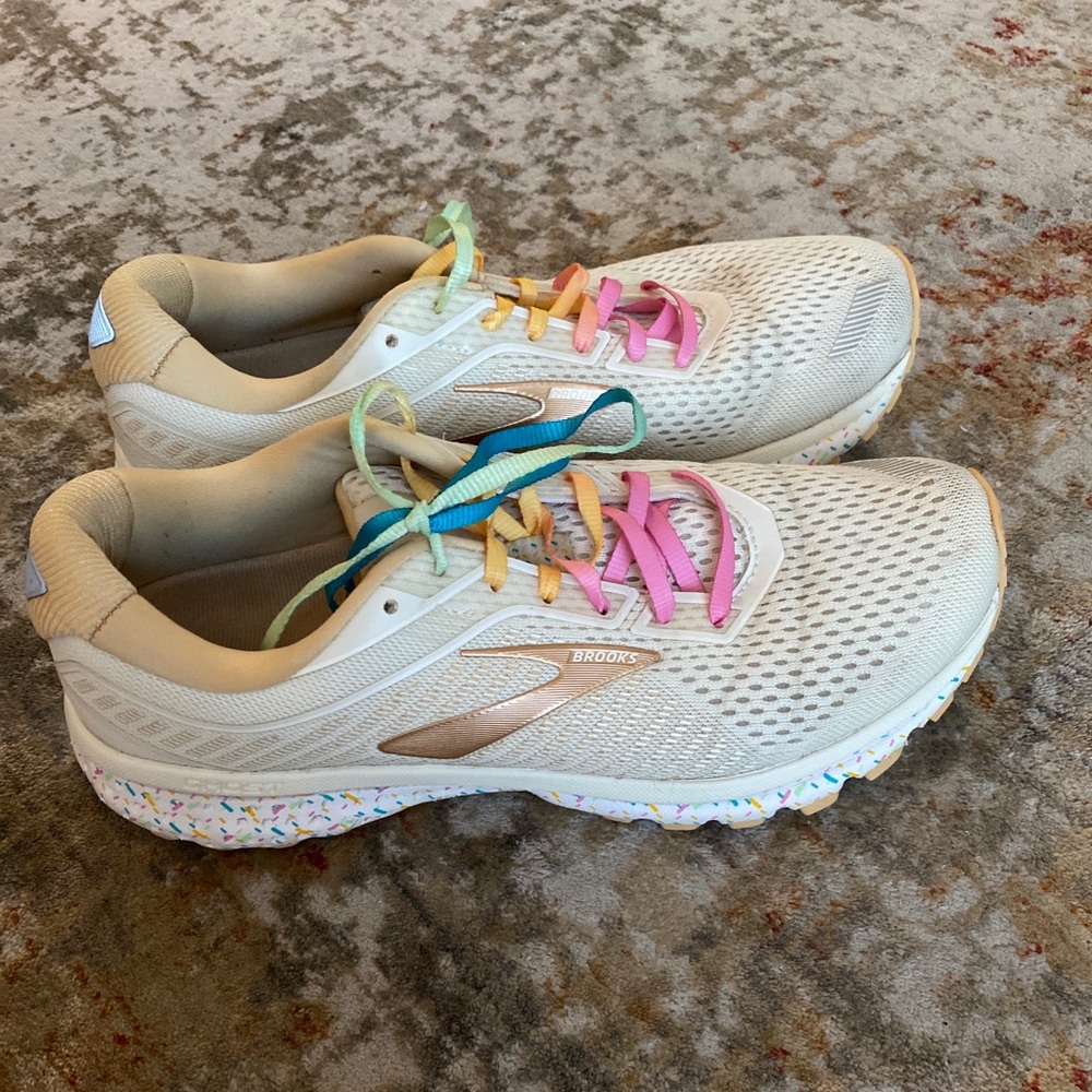 Brooks Ghost 12 LIMITED EDITION Vanilla Sprinkles
